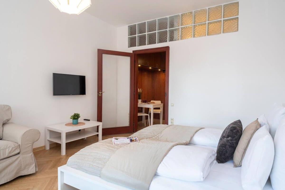 Convenient Apartment In The Heart Of Downtown 부다페스트 외부 사진